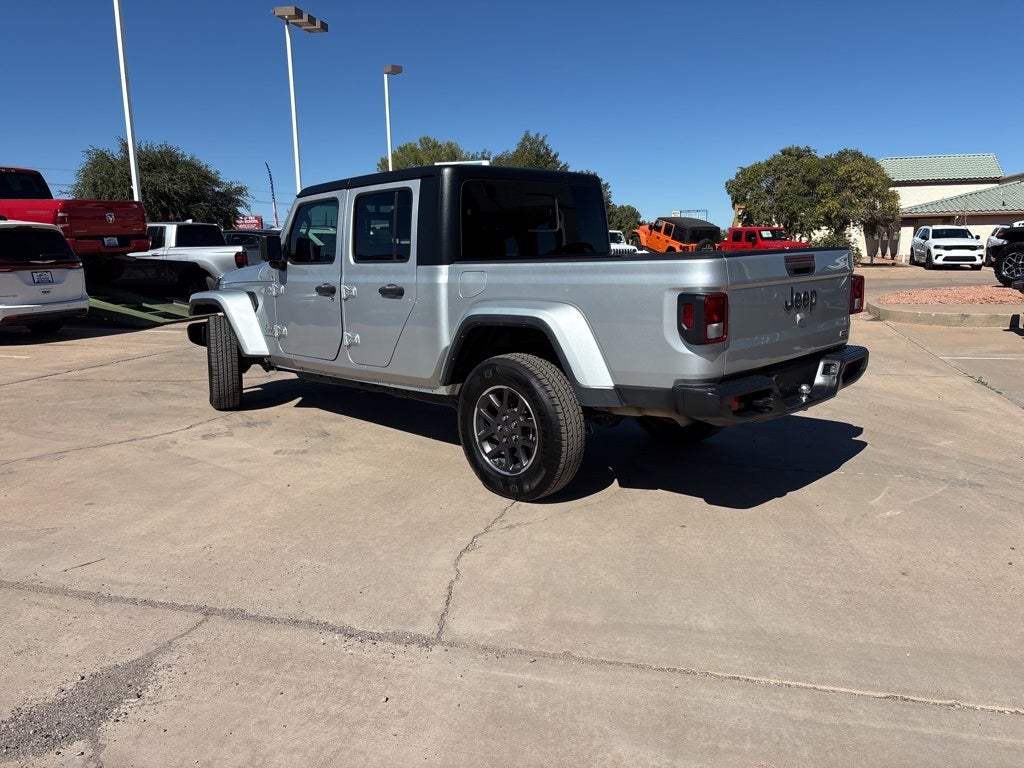 2023 Jeep Gladiator Overland