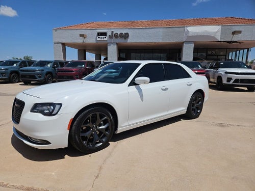 2023 Chrysler 300 S