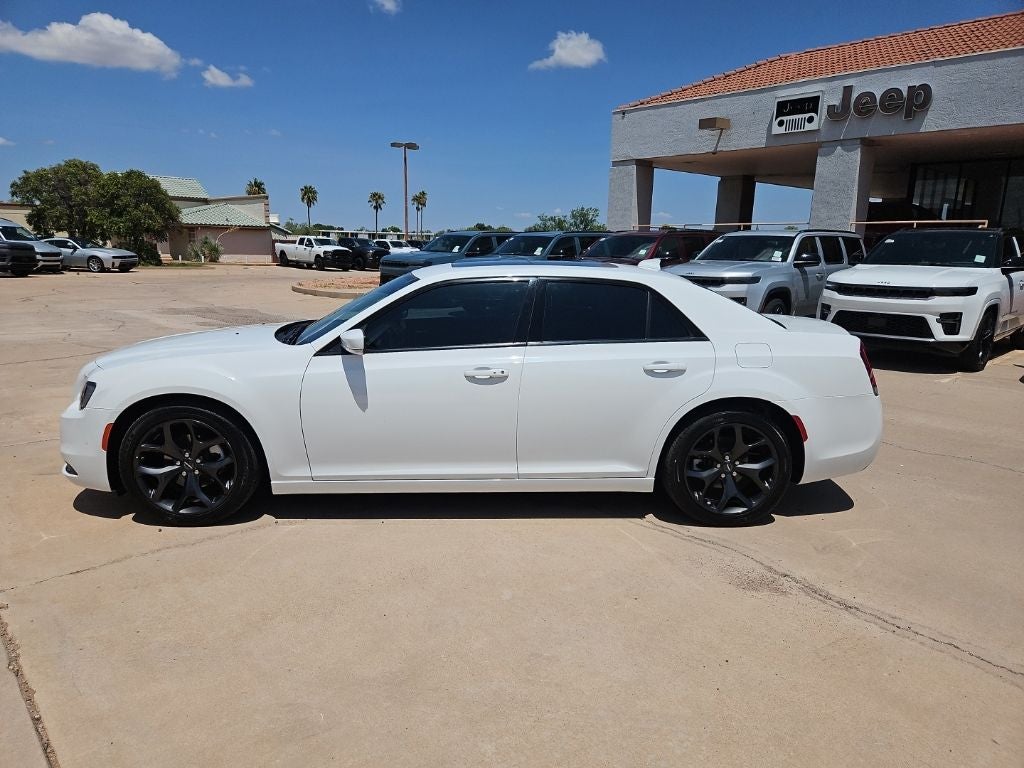 2023 Chrysler 300 S