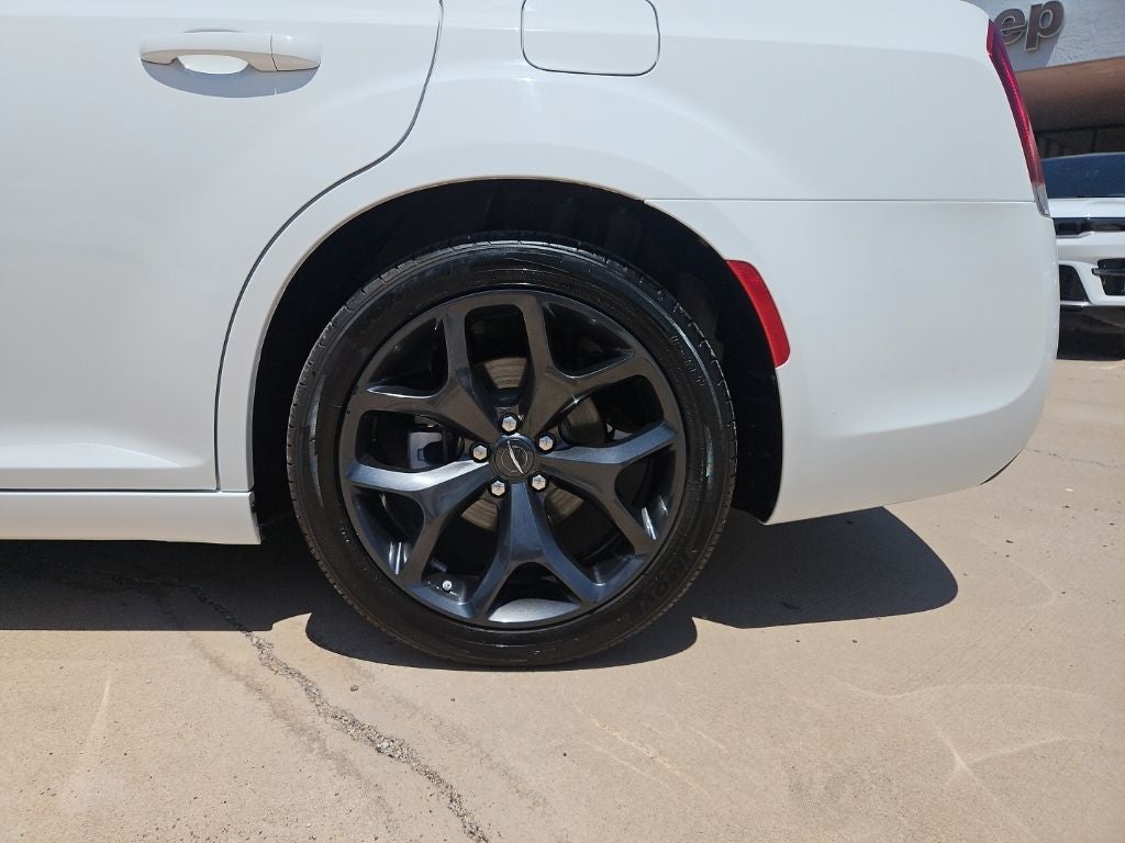 2023 Chrysler 300 S