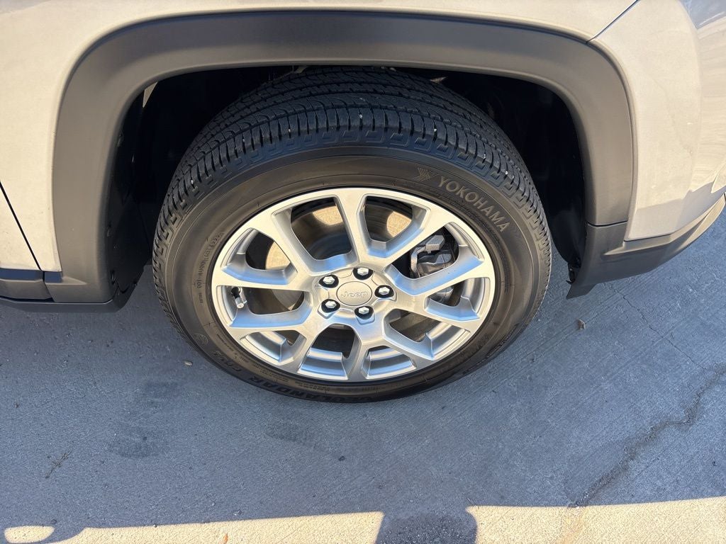 2023 Jeep Compass Latitude Lux