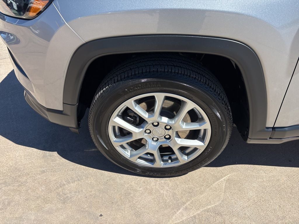 2023 Jeep Compass Latitude Lux