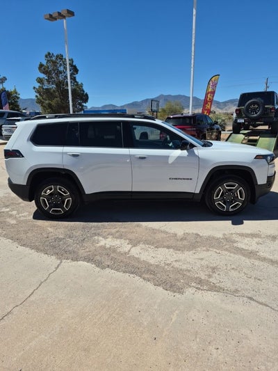 2026 Jeep Cherokee Laredo