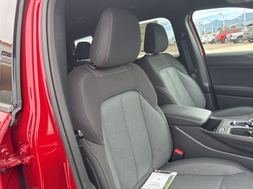 2026 Jeep Cherokee Laredo