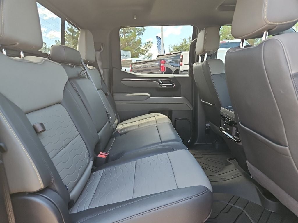 2025 Chevrolet Silverado 1500 ZR2