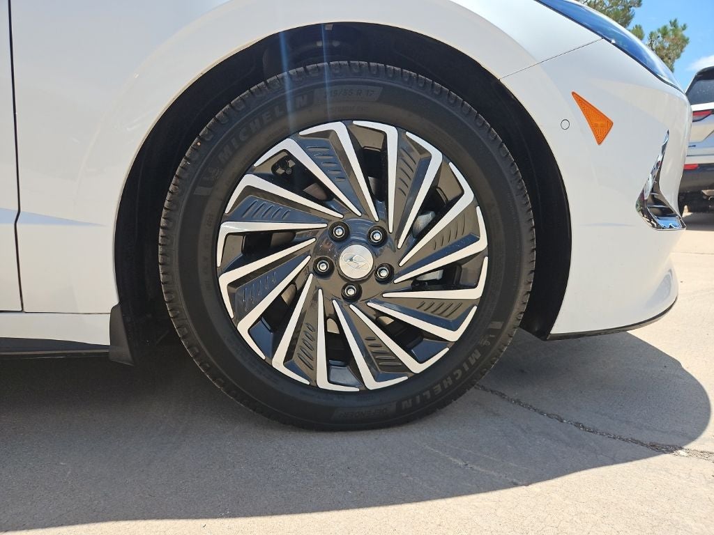 2022 Hyundai Sonata Hybrid Limited