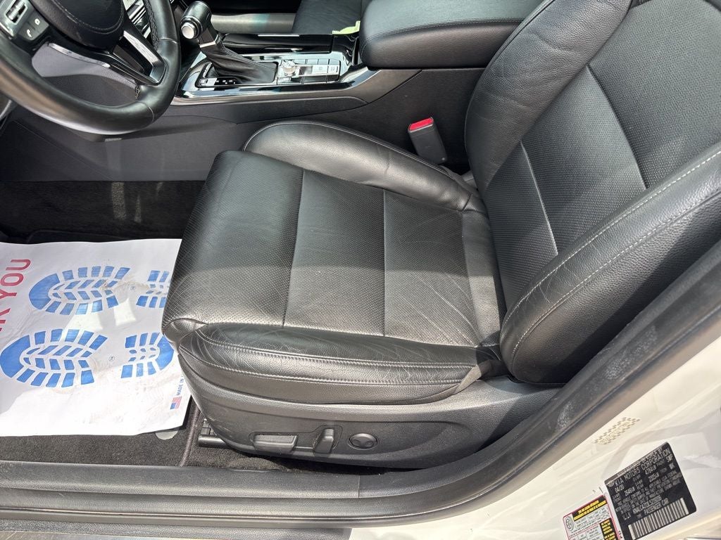 2020 Kia Cadenza Technology