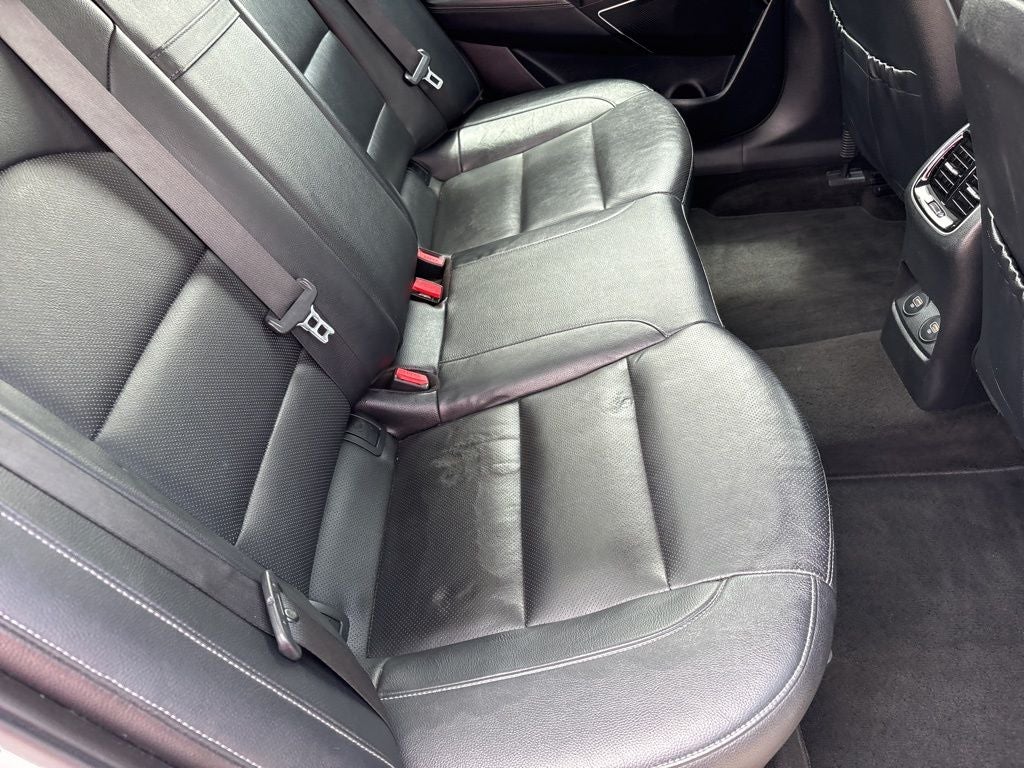 2020 Kia Cadenza Technology