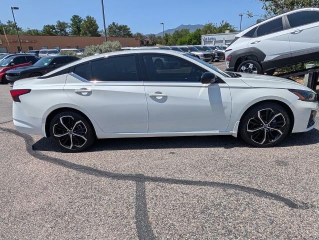 2023 Nissan Altima 2.5 SR Sedan