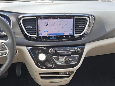 2023 Chrysler Pacifica Touring L FWD