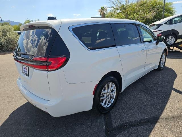 2023 Chrysler Pacifica Touring L FWD