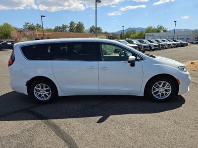 2023 Chrysler Pacifica Touring L FWD