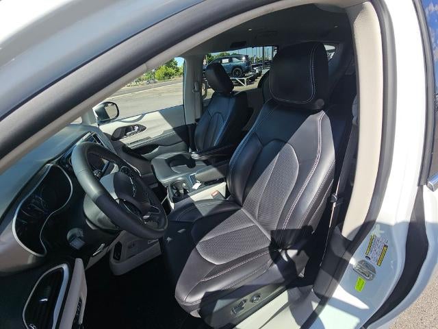 2023 Chrysler Pacifica Touring L FWD