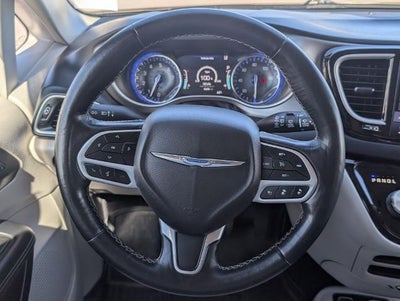 2021 Chrysler Pacifica Touring L FWD