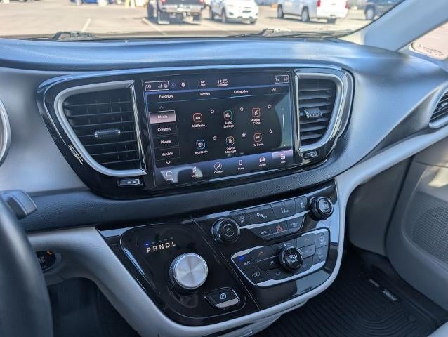 2021 Chrysler Pacifica Touring L FWD