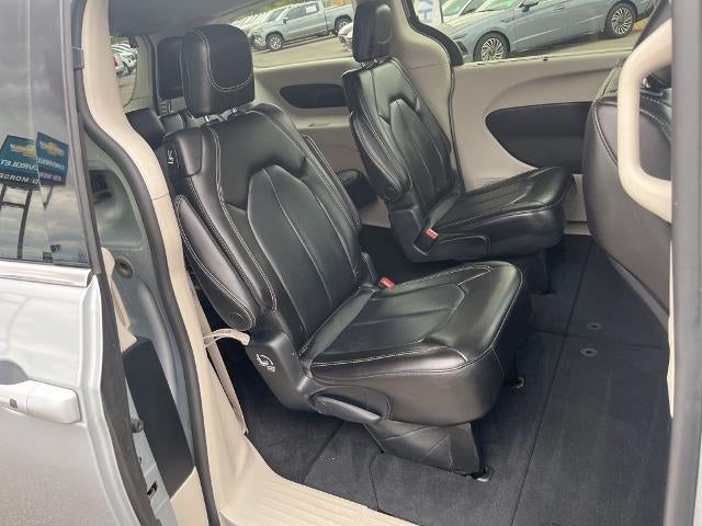 2023 Chrysler Pacifica Touring L FWD