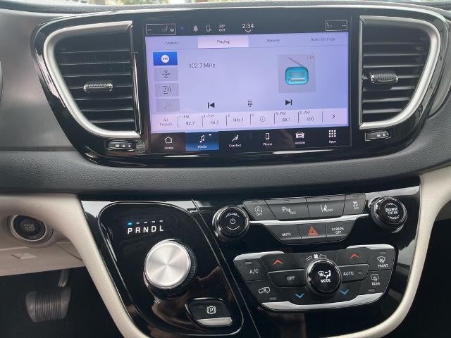 2023 Chrysler Pacifica Touring L FWD