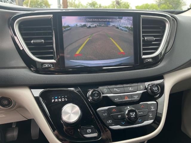 2023 Chrysler Pacifica Touring L FWD