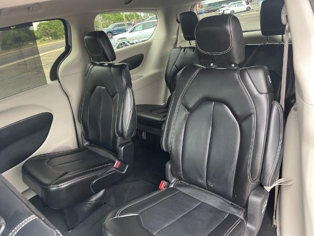 2023 Chrysler Pacifica Touring L FWD