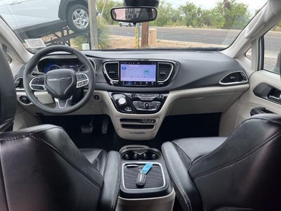 2023 Chrysler Pacifica Touring L FWD