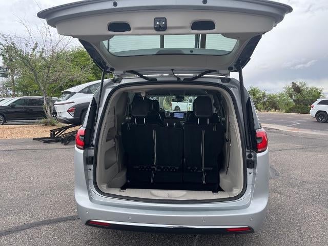 2023 Chrysler Pacifica Touring L FWD