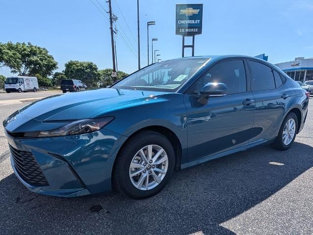 2025 Toyota Camry LE AWD (Natl)