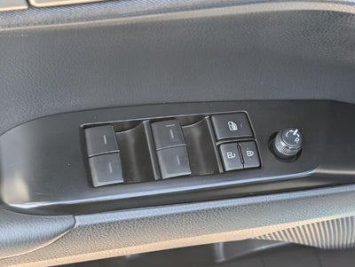 2025 Toyota Camry LE AWD (Natl)