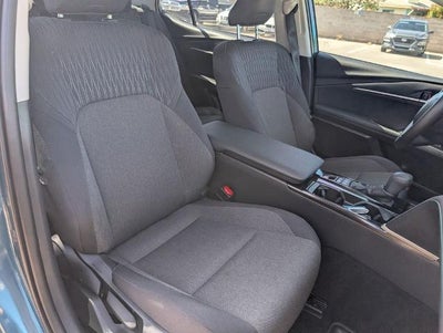 2025 Toyota Camry LE AWD (Natl)