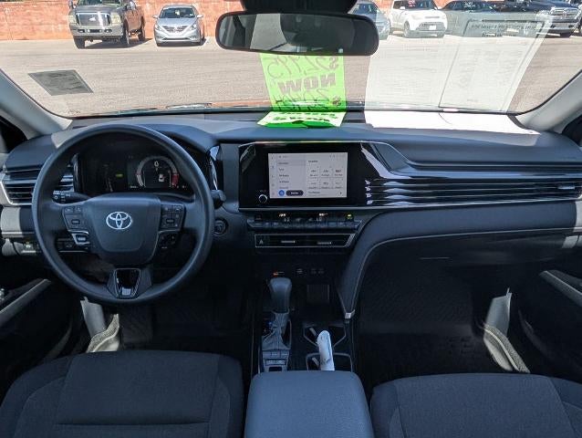 2025 Toyota Camry LE AWD (Natl)
