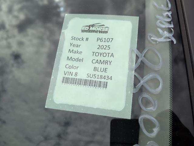 2025 Toyota Camry LE AWD (Natl)