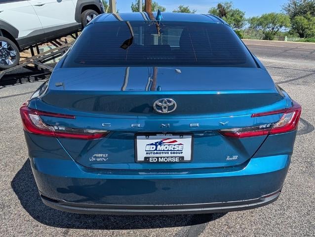 2025 Toyota Camry LE AWD (Natl)