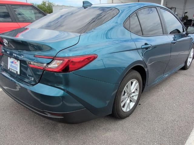 2025 Toyota Camry LE AWD (Natl)