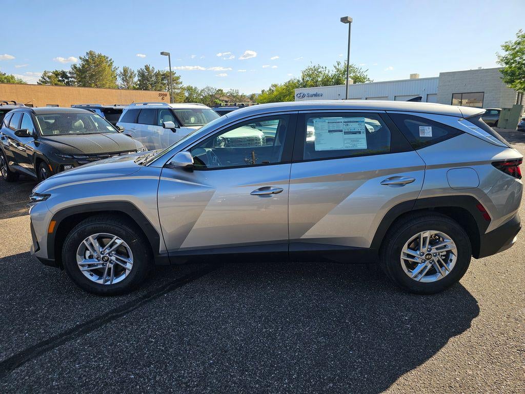 2026 Hyundai TUCSON SE FWD
