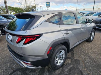 2026 Hyundai TUCSON SE FWD