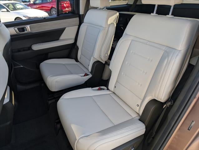 2025 Hyundai SANTA FE Calligraphy FWD