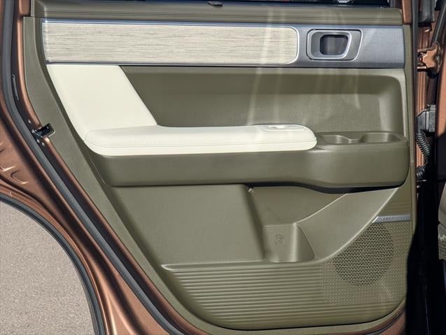 2025 Hyundai SANTA FE Calligraphy FWD