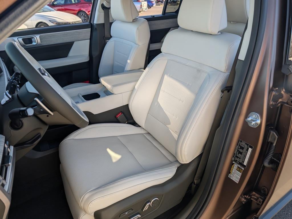 2025 Hyundai SANTA FE Calligraphy FWD