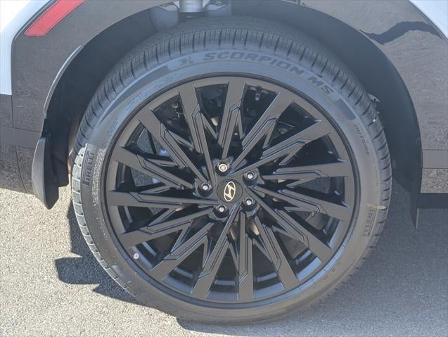 2025 Hyundai SANTA FE Calligraphy FWD