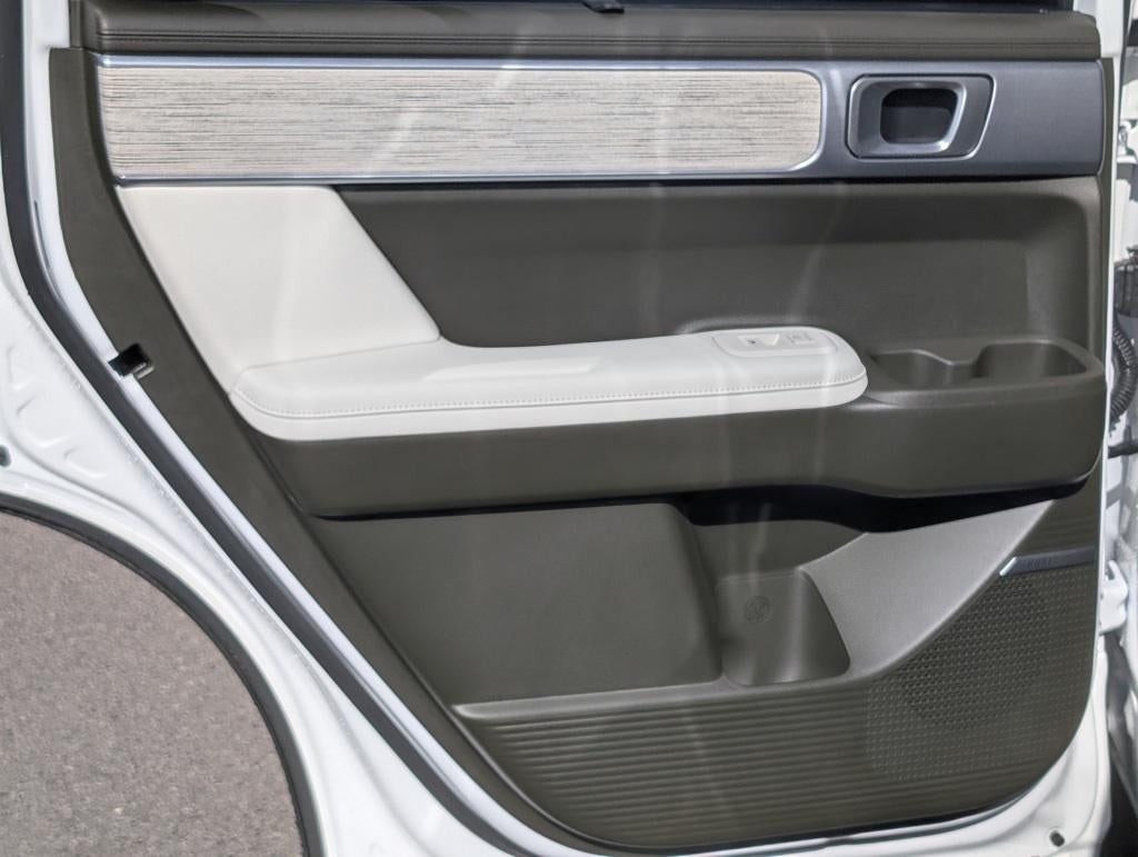 2025 Hyundai SANTA FE Calligraphy FWD