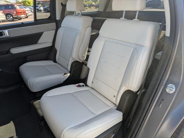 2025 Hyundai SANTA FE Calligraphy AWD