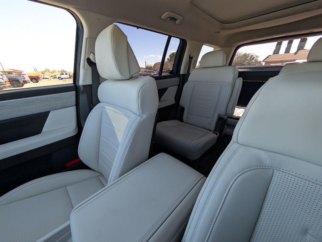 2025 Hyundai SANTA FE Calligraphy AWD