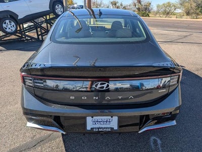 2026 Hyundai SONATA Hybrid Limited