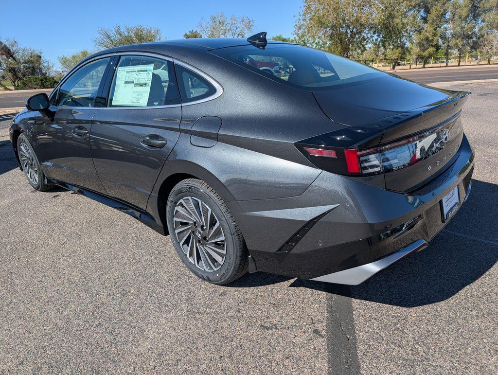2026 Hyundai SONATA Hybrid Limited