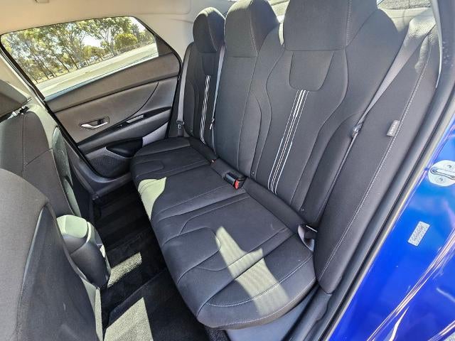 2024 Hyundai ELANTRA SEL IVT