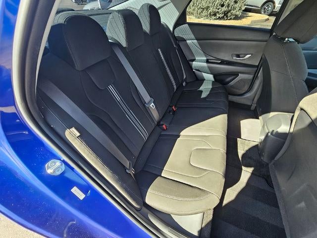 2024 Hyundai ELANTRA SEL IVT