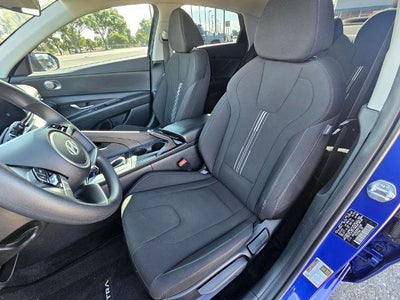 2024 Hyundai ELANTRA SEL IVT