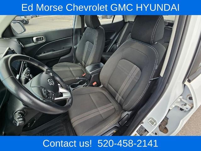 2023 Hyundai VENUE SEL IVT