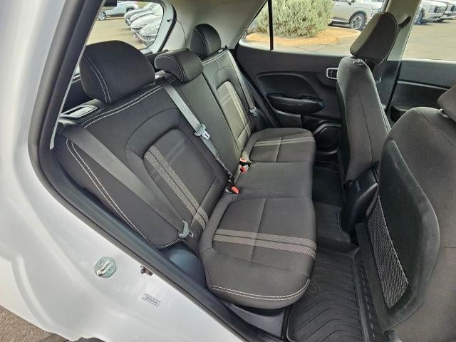 2023 Hyundai VENUE SEL IVT