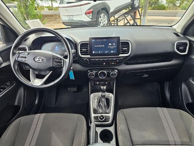 2023 Hyundai VENUE SEL IVT