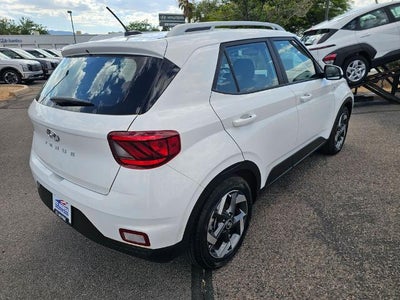 2023 Hyundai VENUE SEL IVT